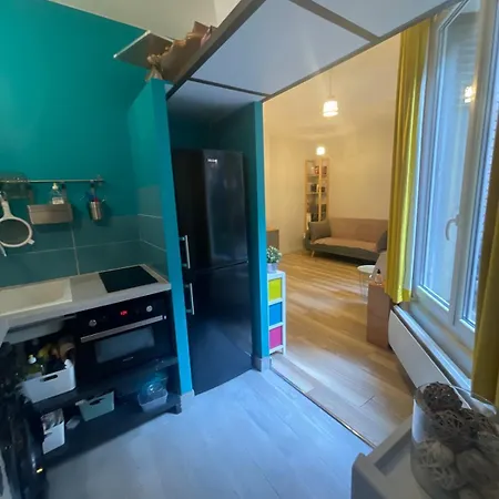 Beautiful 2-room In Paris's Batignolles District * París